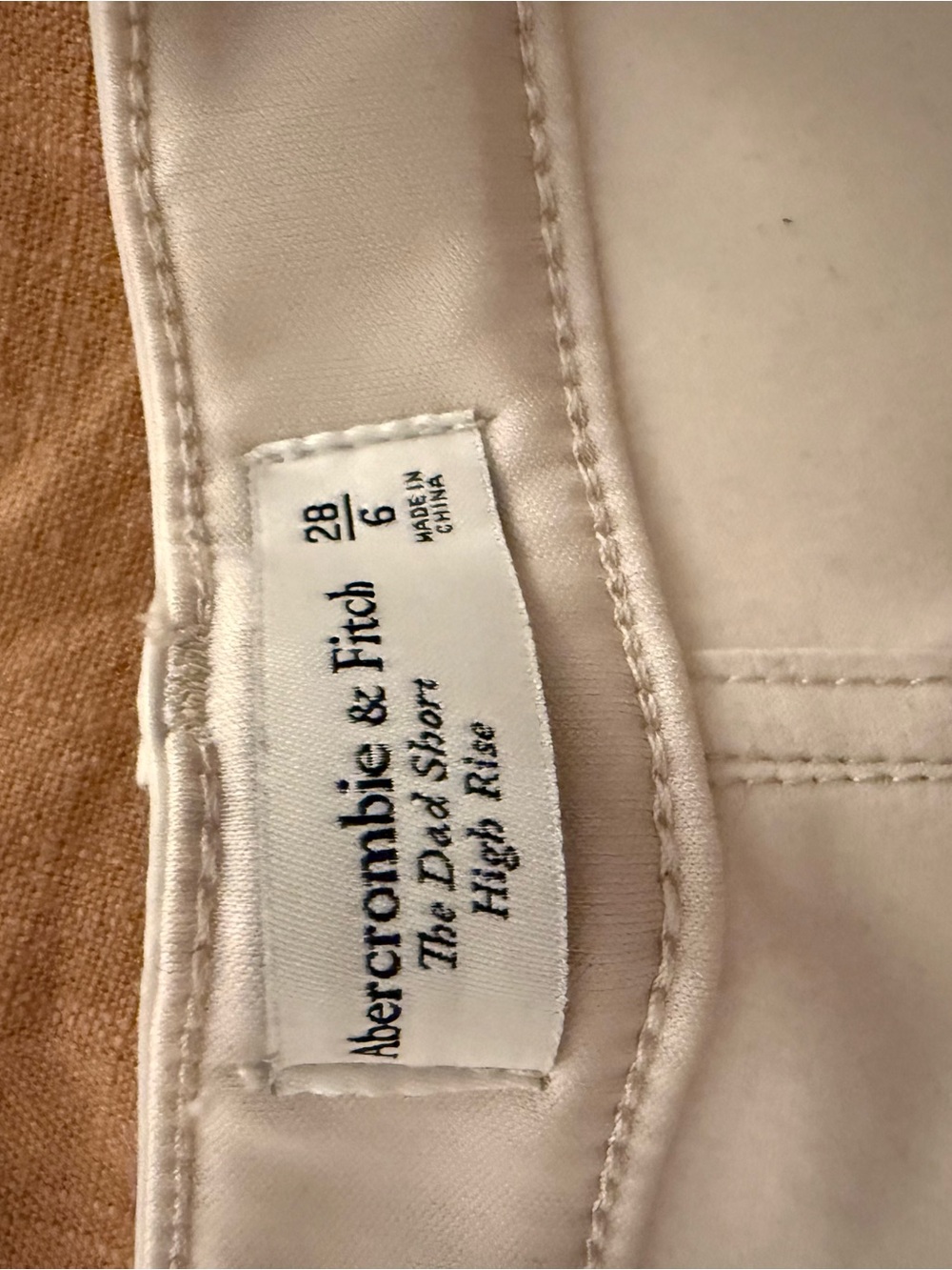Abercrombie & Fitch Women's High-Rise Cream Denim Shorts - Picture 4 of 4